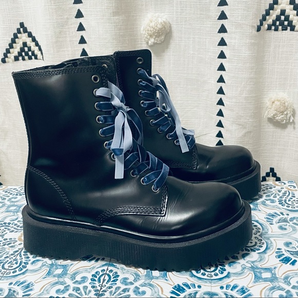 Jeffrey Campbell Shoes - Jeffrey Campbell Sopas Lugged Platform Leather Combat Boot Black Size 8.5